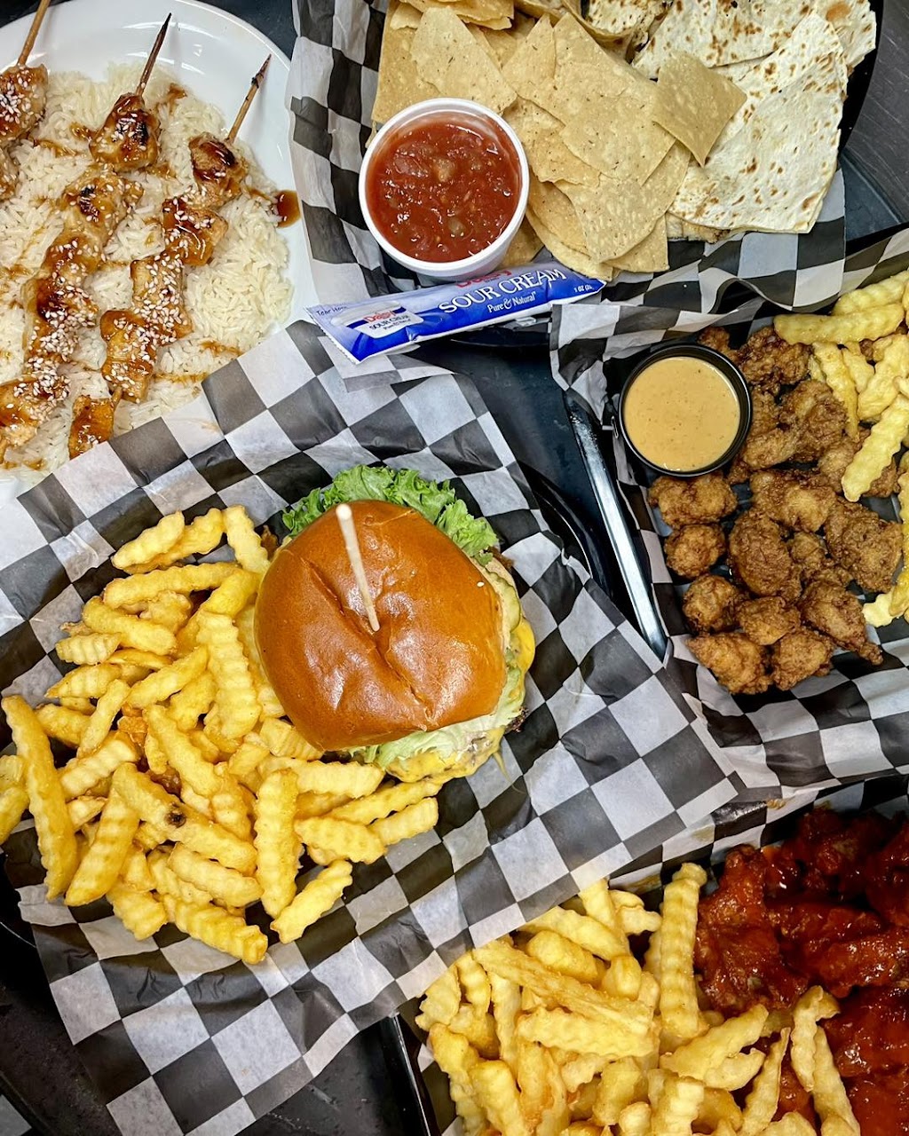 Neons Beach Shack | restaurant | 8501 Thomas Dr, Panama City Beach, FL 32408, USA | 8505887620 OR +1 850-588-7620