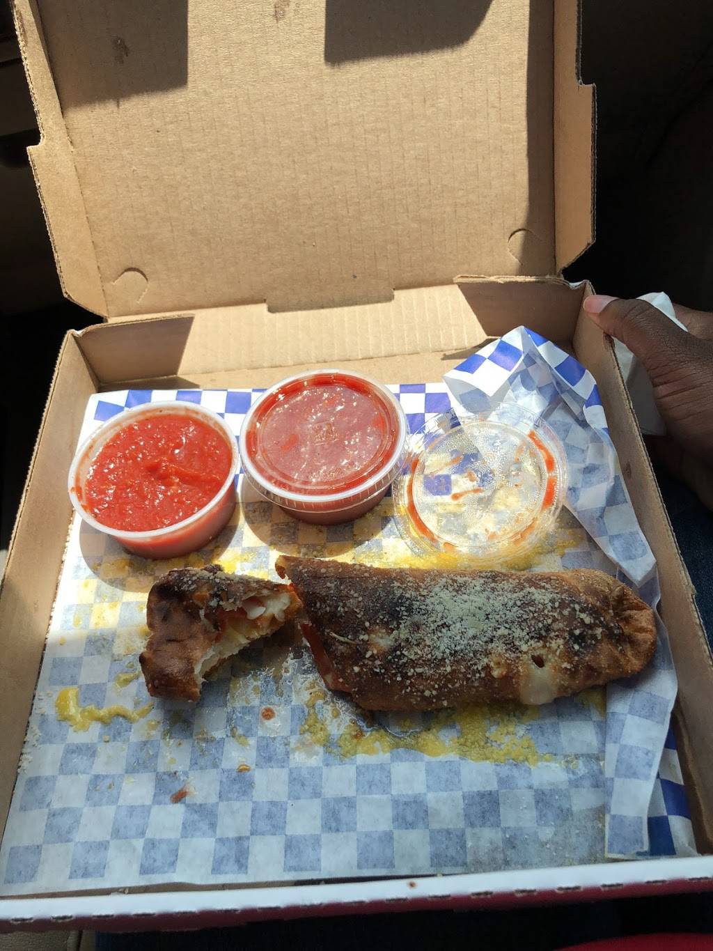 PBs Delicious Pizza | restaurant | 9109 Dyer St M, El Paso, TX 79924, USA | 9157513400 OR +1 915-751-3400