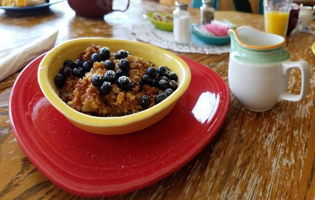 Simply Celias | restaurant | 142 S Main St, Wayland, MI 49348, USA | 2693971737 OR +1 269-397-1737