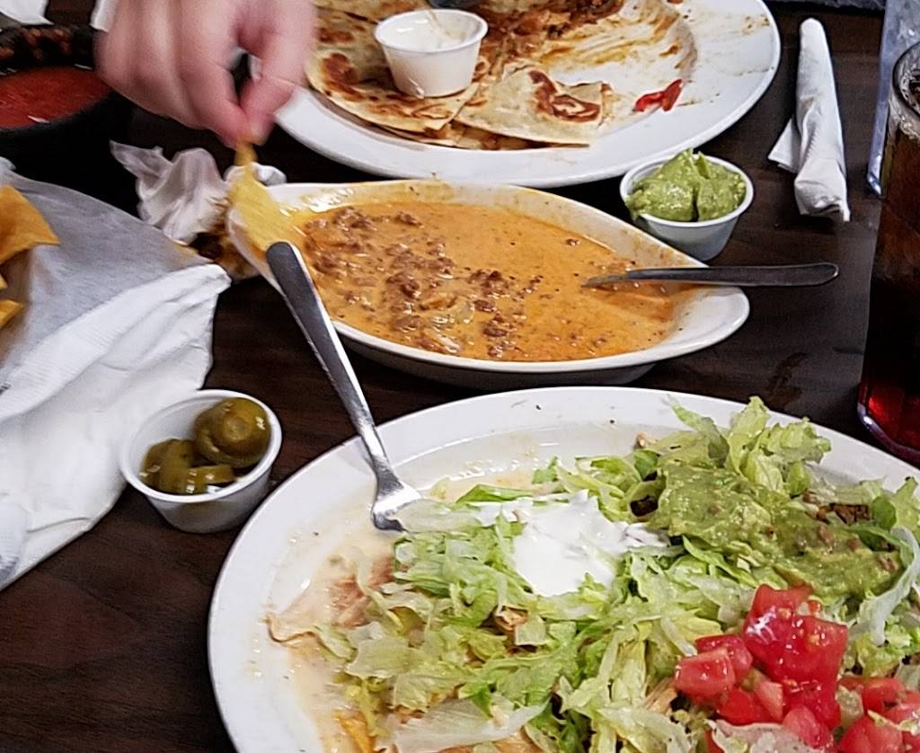 El Vaquero Mexican Restaurant | restaurant | 3007 Kensington Ct, Albany, GA 31721, USA | 2294358448 OR +1 229-435-8448