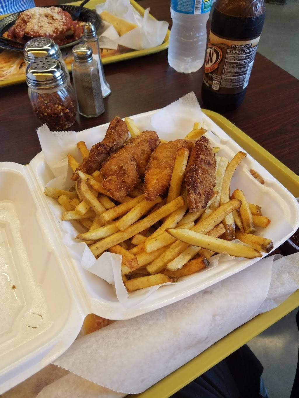 Fanucces Campus Pizzeria & Pasta House | restaurant | 2032 Euclid Ave, Cleveland, OH 44115, USA | 2165055650 OR +1 216-505-5650