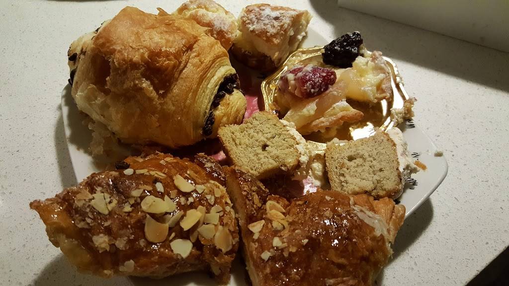 Resto-Bar Julianos | restaurant | 5300 Boulevard Saint-Martin O, Laval, QC H7T 2Y1, Canada | 4506888131 OR +1 450-688-8131