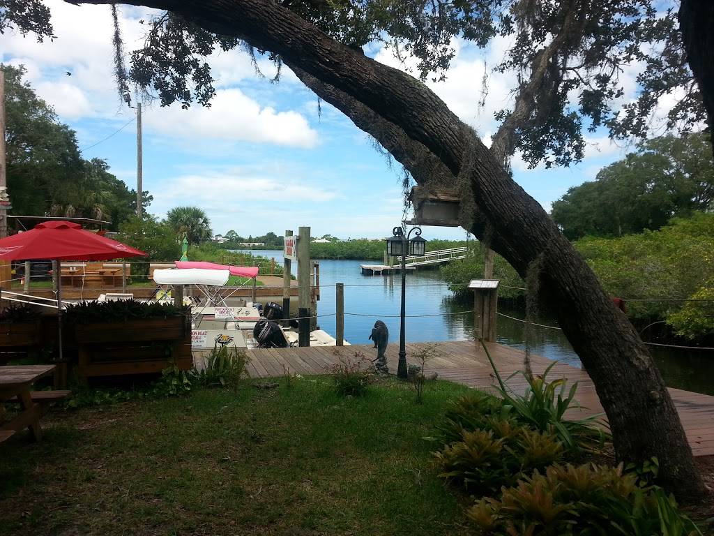 Gill Dawg | restaurant | 5419 Treadway Dr #1, Port Richey, FL 34668, USA | 7278421070 OR +1 727-842-1070