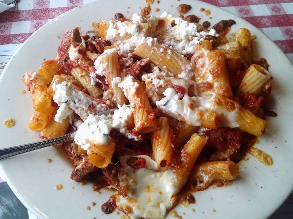 Buca di Beppo Italian Restaurant | restaurant | 35 N Illinois St, Indianapolis, IN 46204, USA | 3176322822 OR +1 317-632-2822