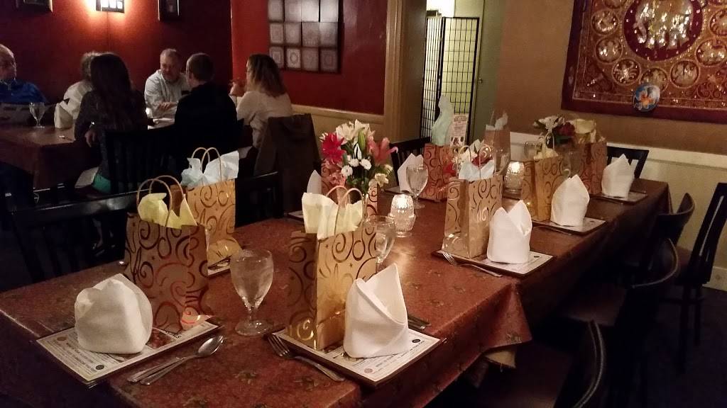 Carlisle Thai Cuisine | restaurant | 141 W High St, Carlisle, PA 17013, USA | 7172492007 OR +1 717-249-2007