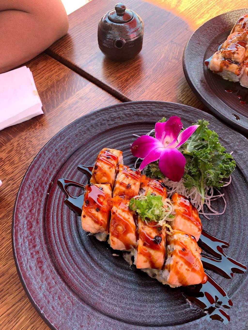 Catch Me Sushi | restaurant | 7234 Canoga Ave, Canoga Park, CA 91303, USA | 8187221443 OR +1 818-722-1443