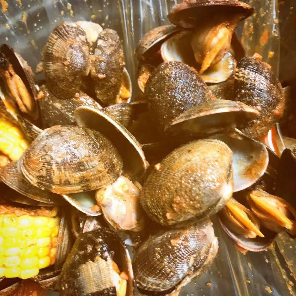 Boat Haus | restaurant | 4807 8th Ave, Brooklyn, NY 11220, USA | 7186335880 OR +1 718-633-5880