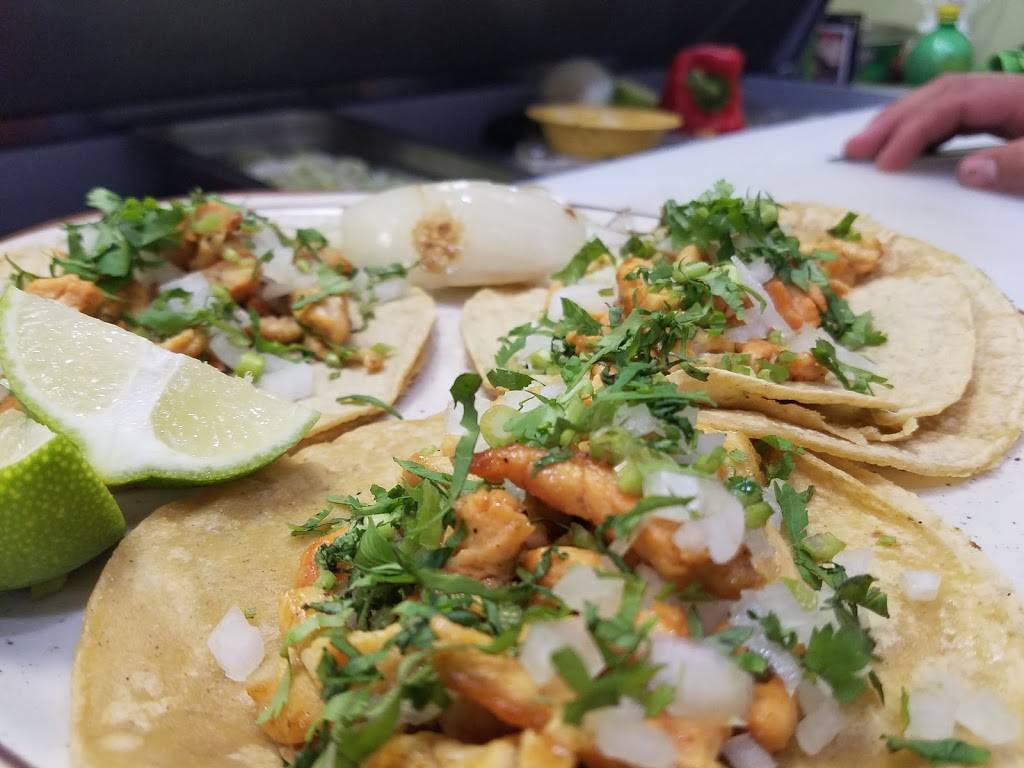 Gueros Mexican Food | restaurant | 13635 Northline Rd, Southgate, MI 48195, USA | 7342464858 OR +1 734-246-4858