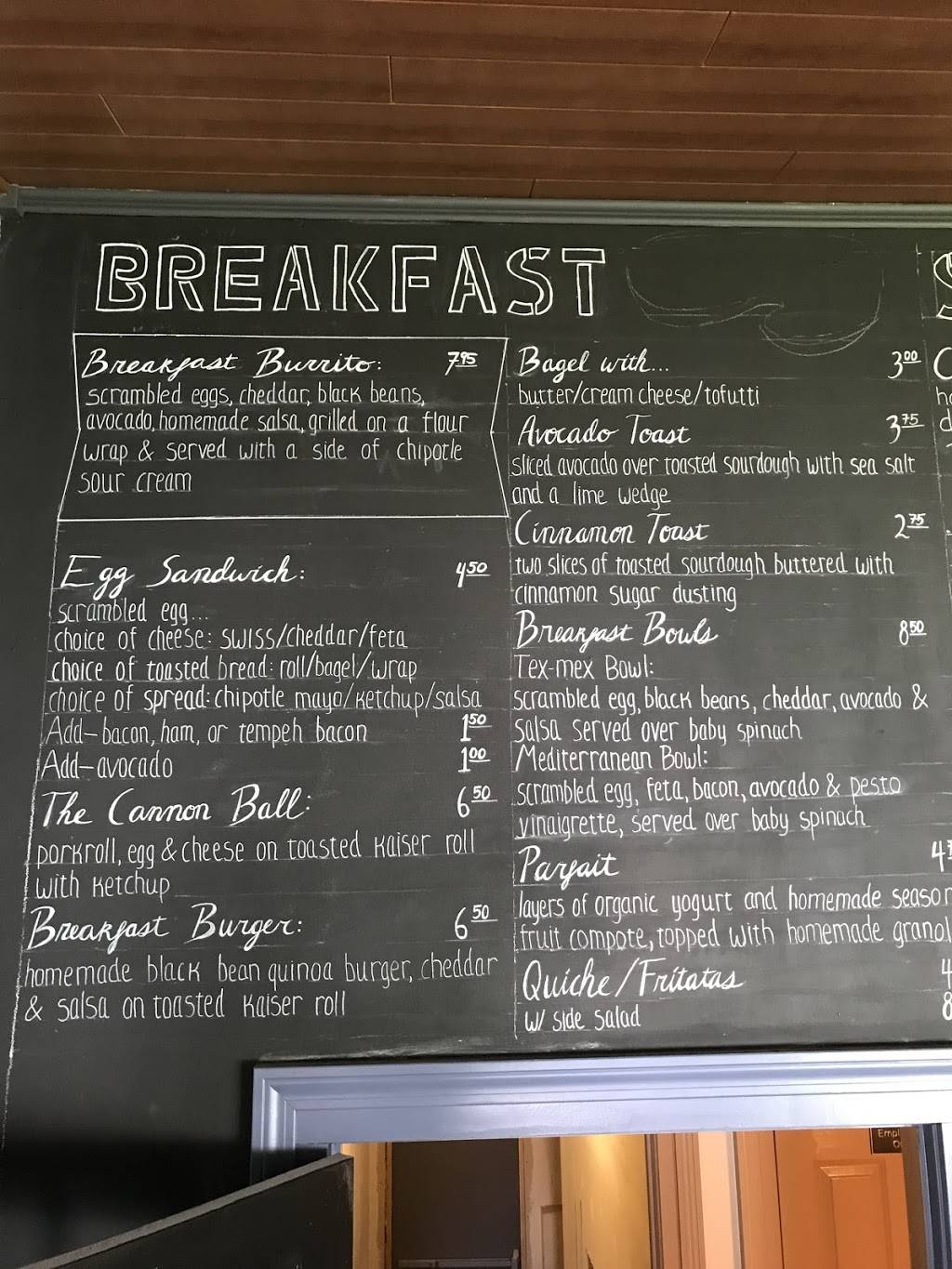 The Loose Cannon Cafe | restaurant | 139 Main St, Bennington, VT 05201, USA | 8024405296 OR +1 802-440-5296