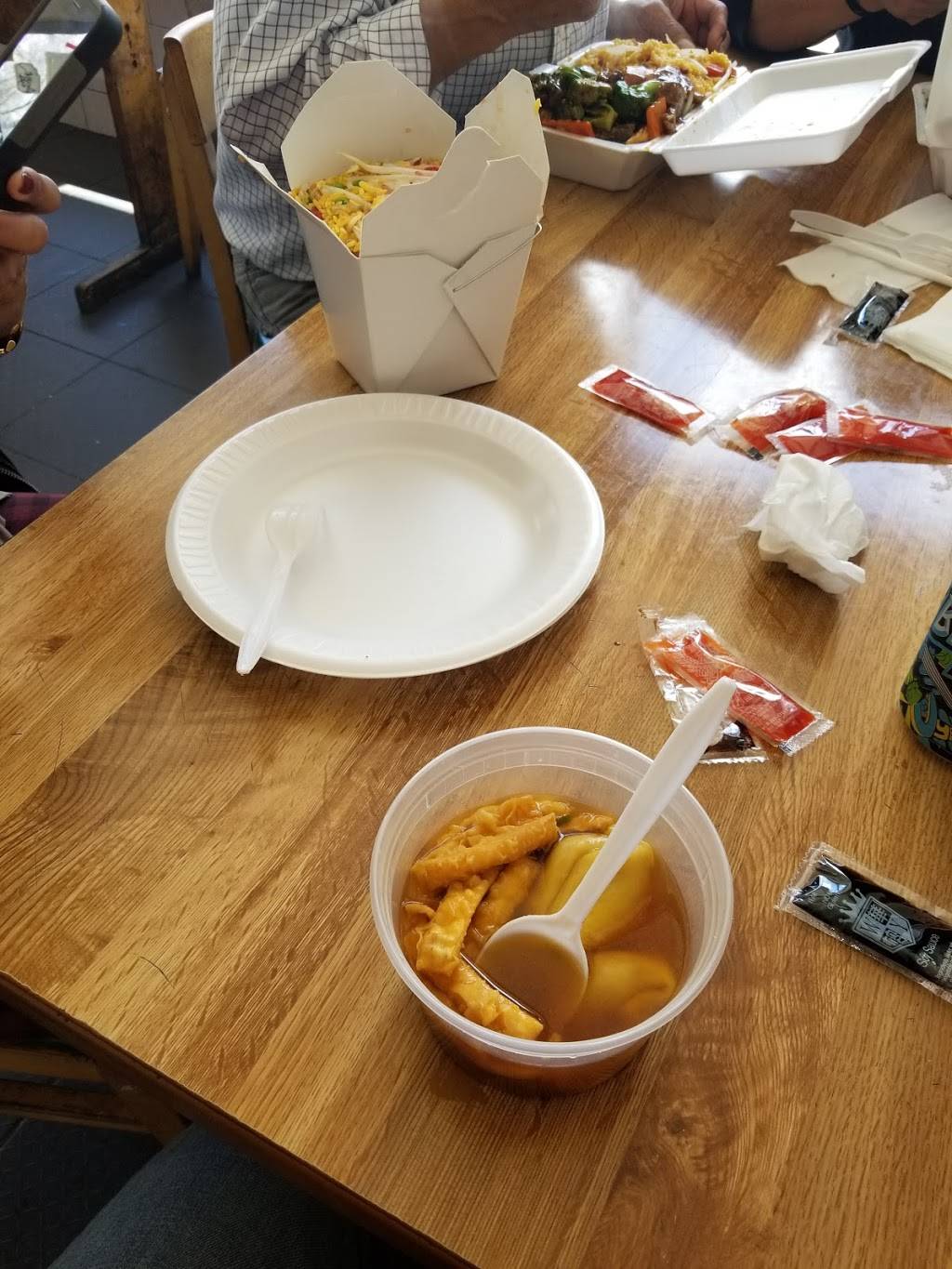 RJR Yummy Kitchen | meal takeaway | 90-21 31st Ave, East Elmhurst, NY 11369, USA | 7184762836 OR +1 718-476-2836