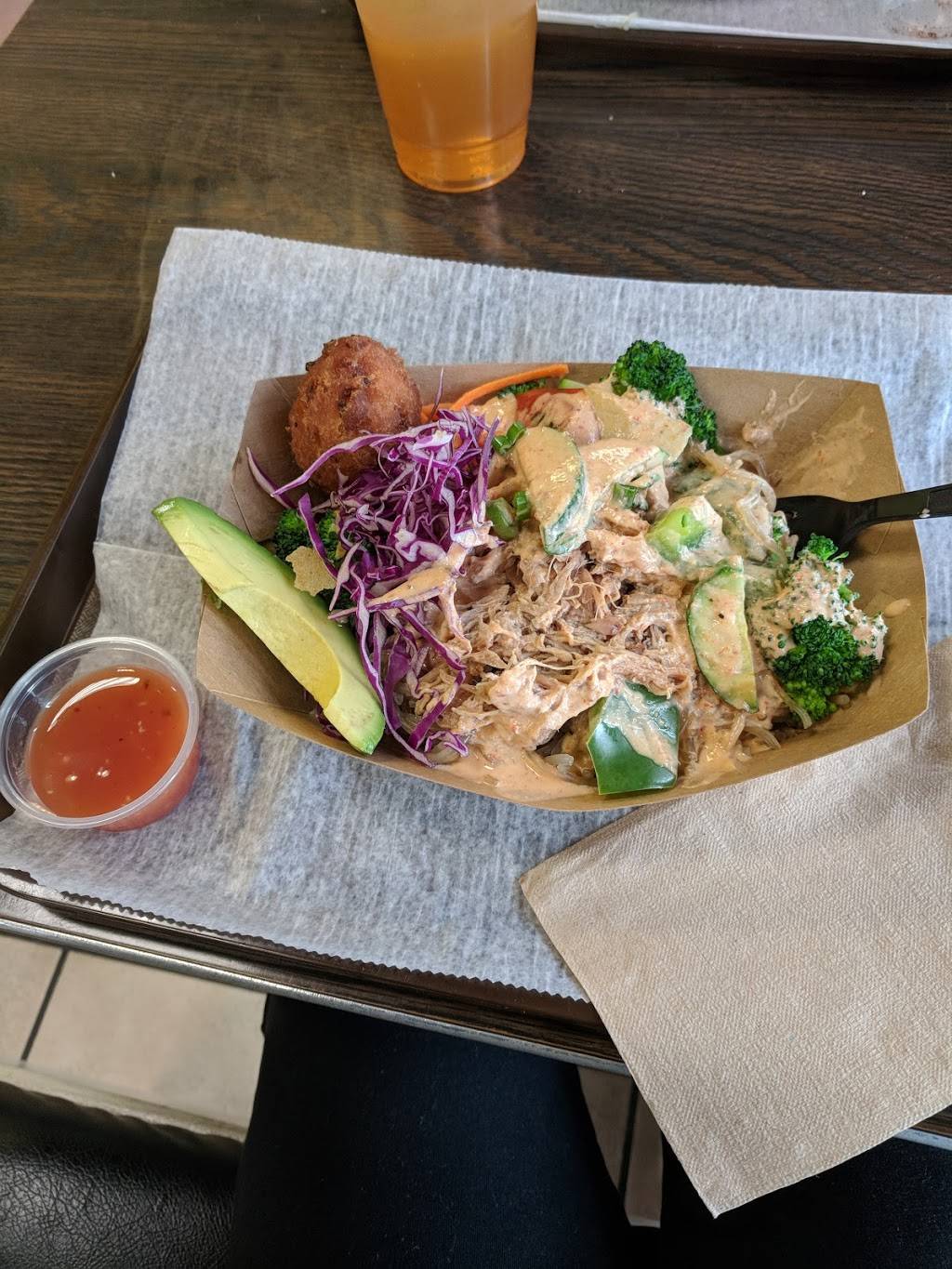 Reel Cuisine Inc/Eatery17 | restaurant | 2547 S 17th St, Wilmington, NC 28401, USA | 9107694075 OR +1 910-769-4075