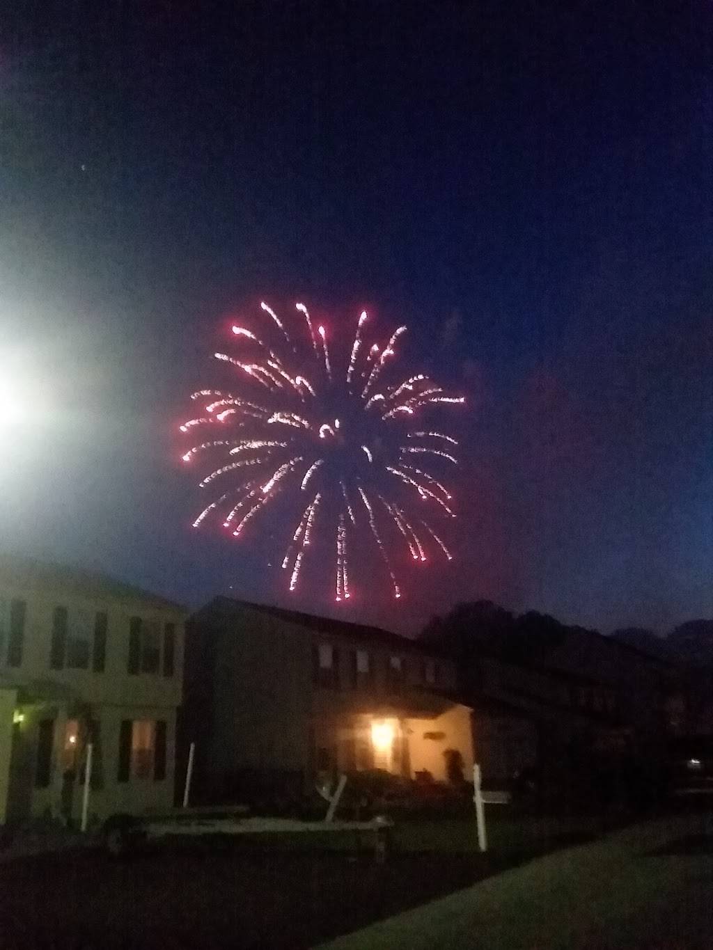 Coveside Crabs | restaurant | 7656 Old Battle Grove Rd, Dundalk, MD 21222, USA | 4104774709 OR +1 410-477-4709