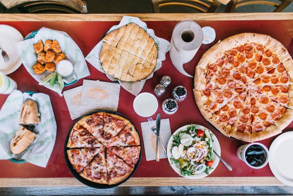 DoubleDaves Pizzaworks | restaurant | 5514 Lone Star Pkwy #101, San Antonio, TX 78253, USA | 2107564333 OR +1 210-756-4333