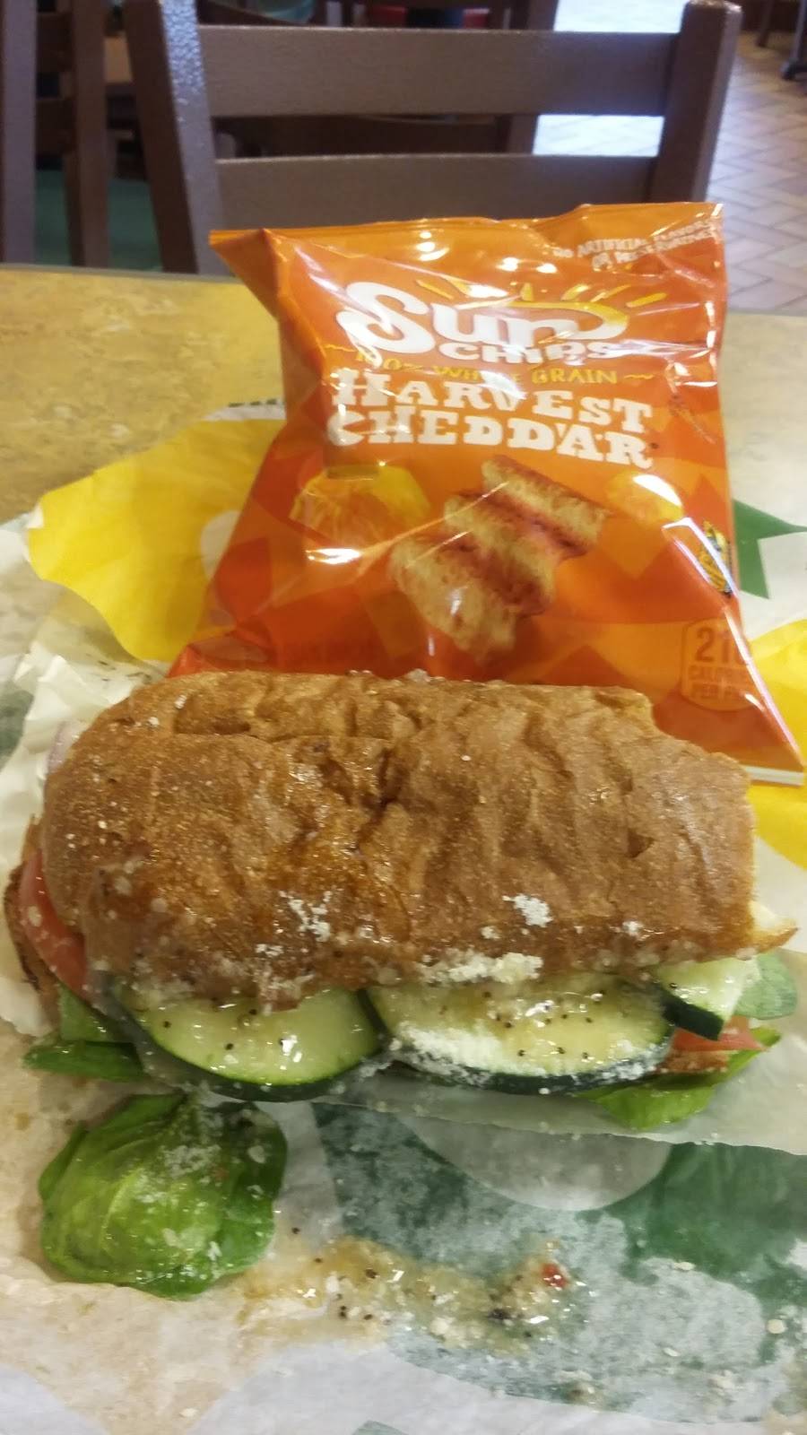 Subway | restaurant | 10402 Chicago Dr, Zeeland, MI 49464, USA | 6167488400 OR +1 616-748-8400