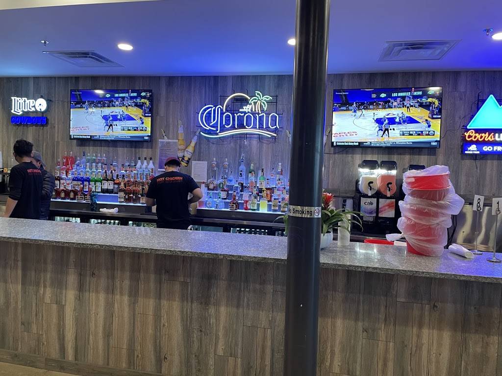 Red Claws Hot Chicken | restaurant | 5278 S Hulen St, Fort Worth, TX 76132, USA | 6827087468 OR +1 682-708-7468