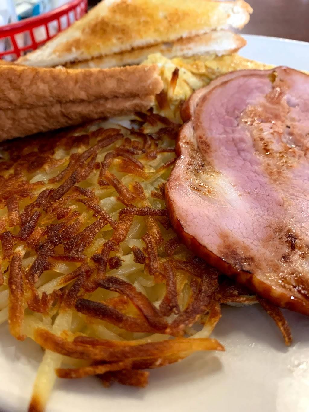 Teche Cafe | restaurant | 105 N Main St, Loreauville, LA 70552, USA | 3372299244 OR +1 337-229-9244