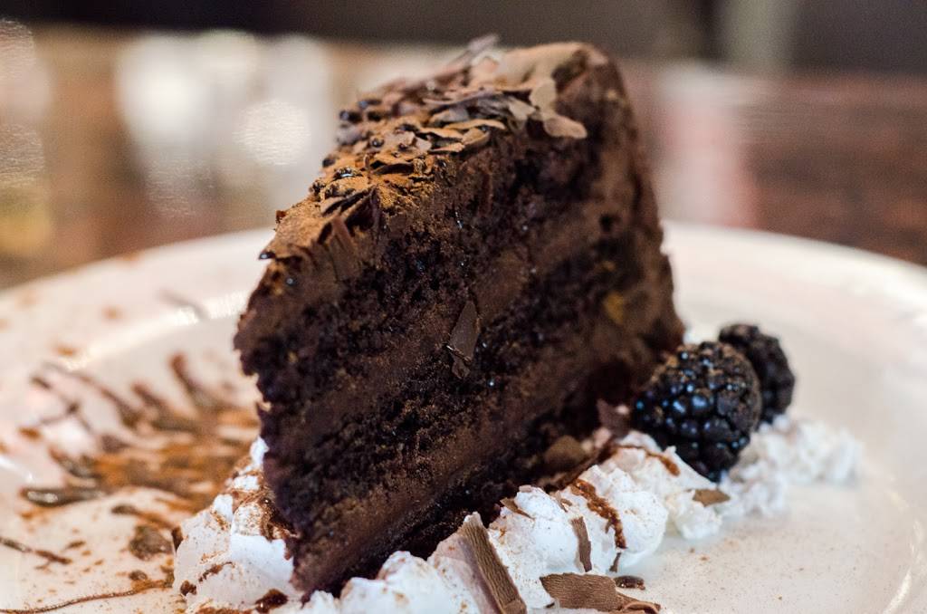 New American Bistro - Panda House in Arlington | restaurant | 2410 W Abram St suite 116, Arlington, TX 76013, USA | 8175385888 OR +1 817-538-5888