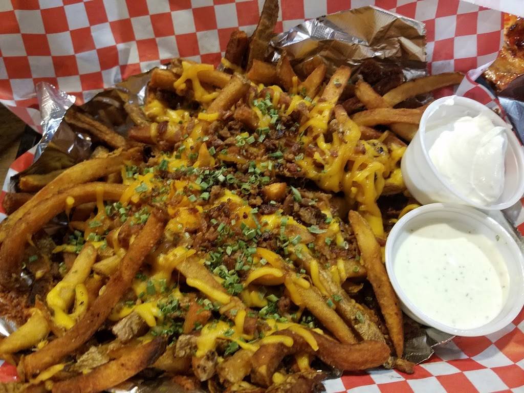 Wings Over Broadway | restaurant | 8838 E Broadway Blvd, Tucson, AZ 85710, USA | 5202075883 OR +1 520-207-5883