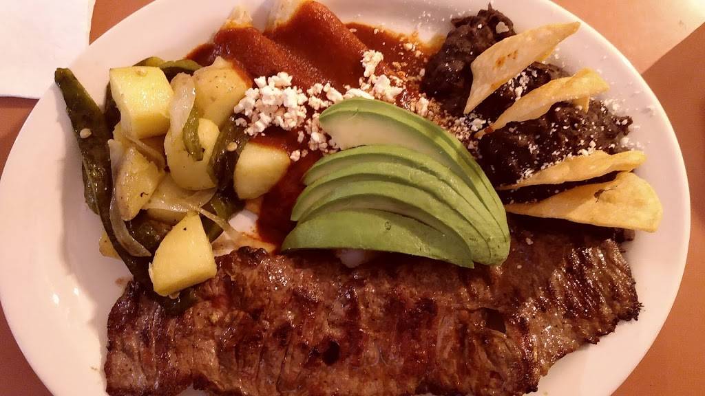 El Catrin | restaurant | 9641 15th Ave SW suite a, Seattle, WA 98106, USA | 2067086341 OR +1 206-708-6341