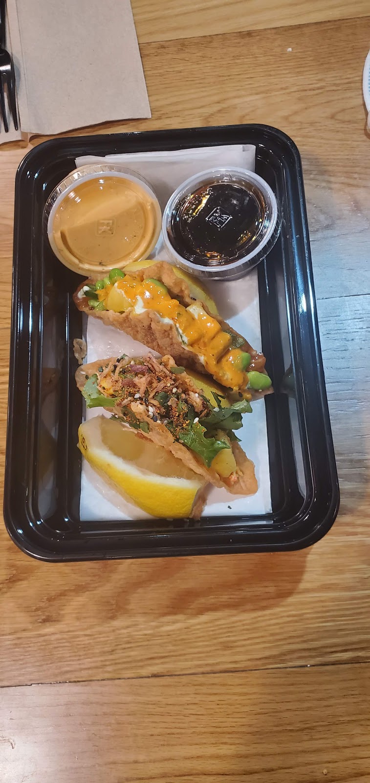 PokiTomik | restaurant | 12902 Victory Blvd #1/2, North Hollywood, CA 91606, USA | 8182100202 OR +1 818-210-0202