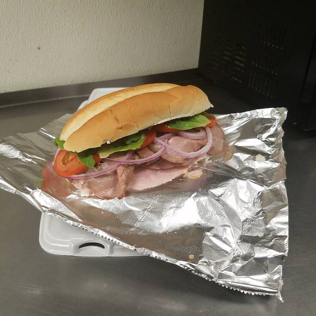 Cecil Whittakers Pizzeria | restaurant | 10479 St Charles Rock Rd, St Ann, MO 63074, USA | 3144232233 OR +1 314-423-2233