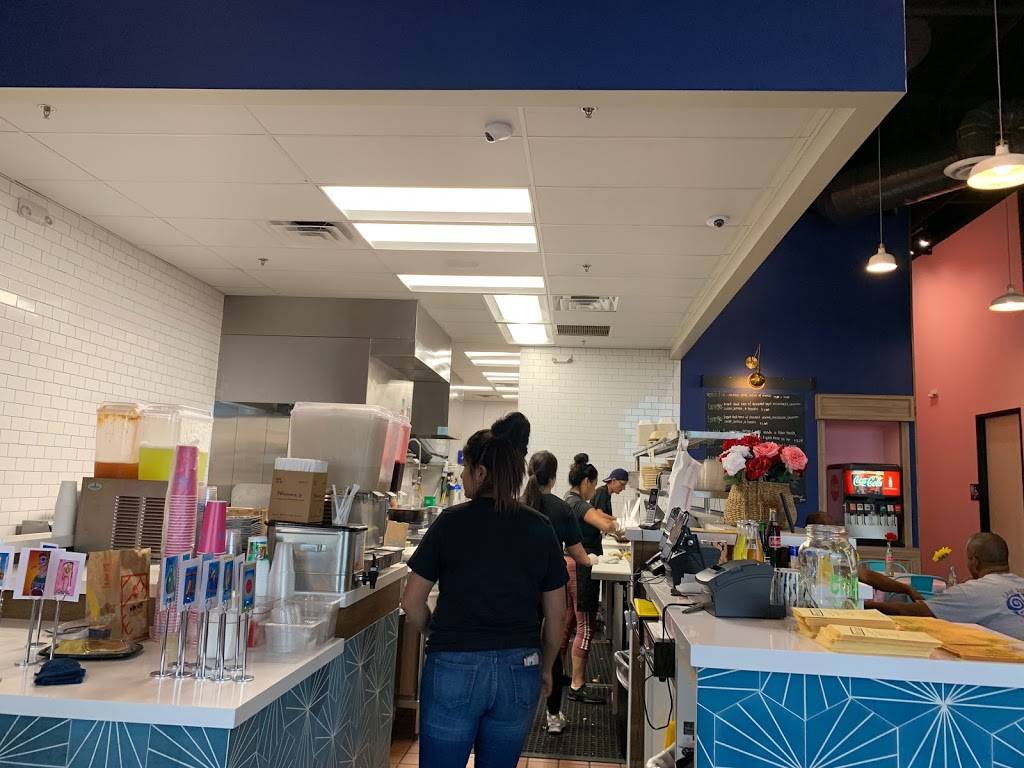 Pinches Tacos Henderson | restaurant | 2550 St Rose Pkwy #110, Henderson, NV 89074, USA | 7024764888 OR +1 702-476-4888