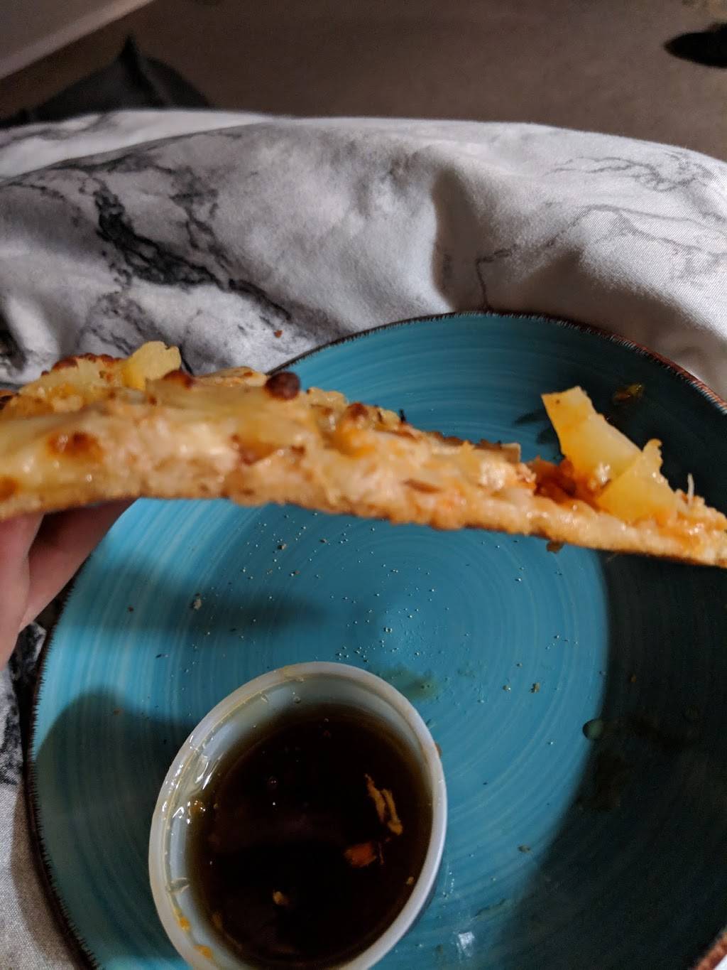 Pieros Pizzeria | restaurant | 169 Wharncliffe Rd S, London, ON N6J 2K7, Canada | 5194389999 OR +1 519-438-9999