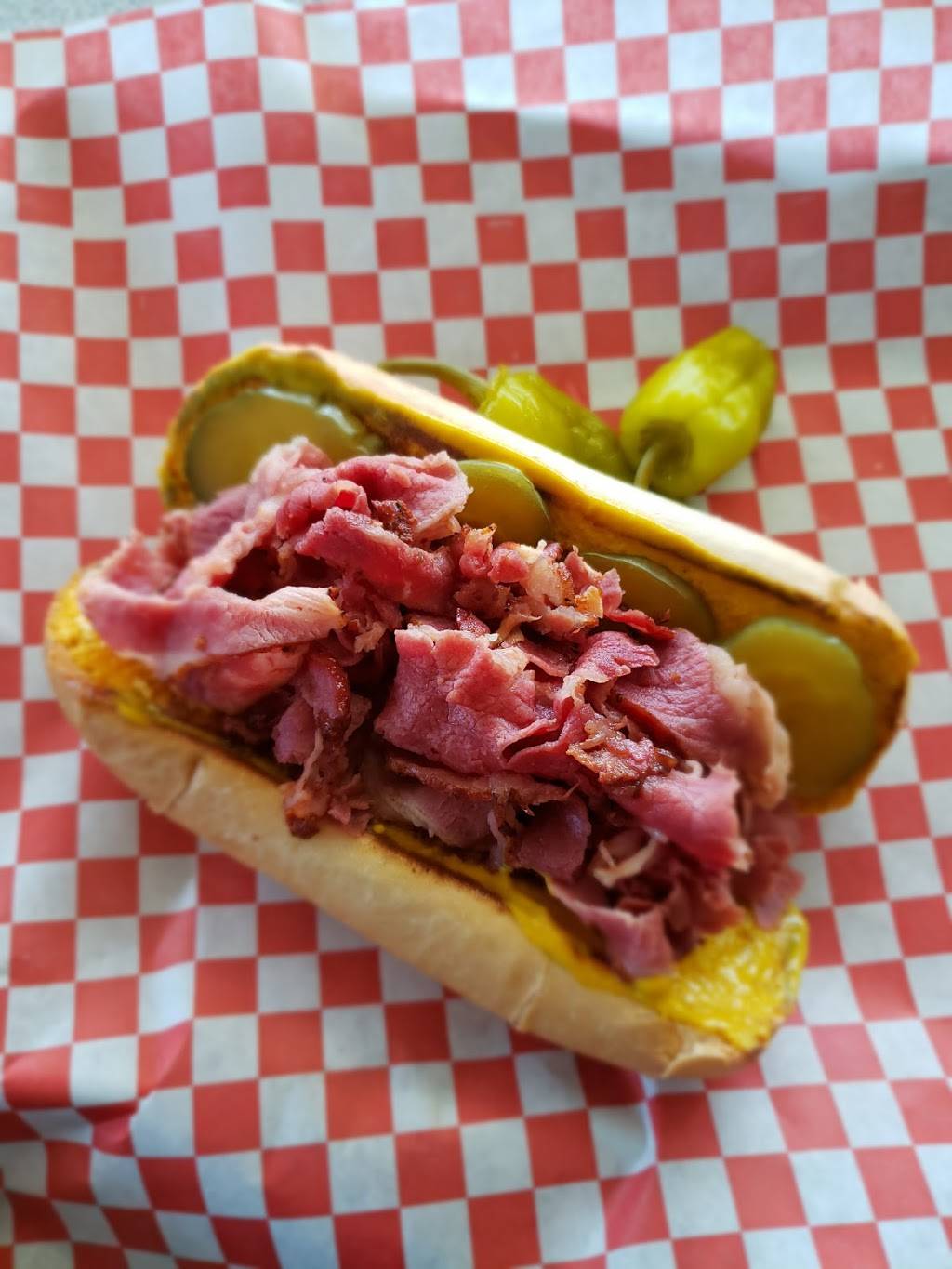 Carousel Drive In | restaurant | 901 Woodrow Ave, Bakersfield, CA 93308, USA | 6613998950 OR +1 661-399-8950