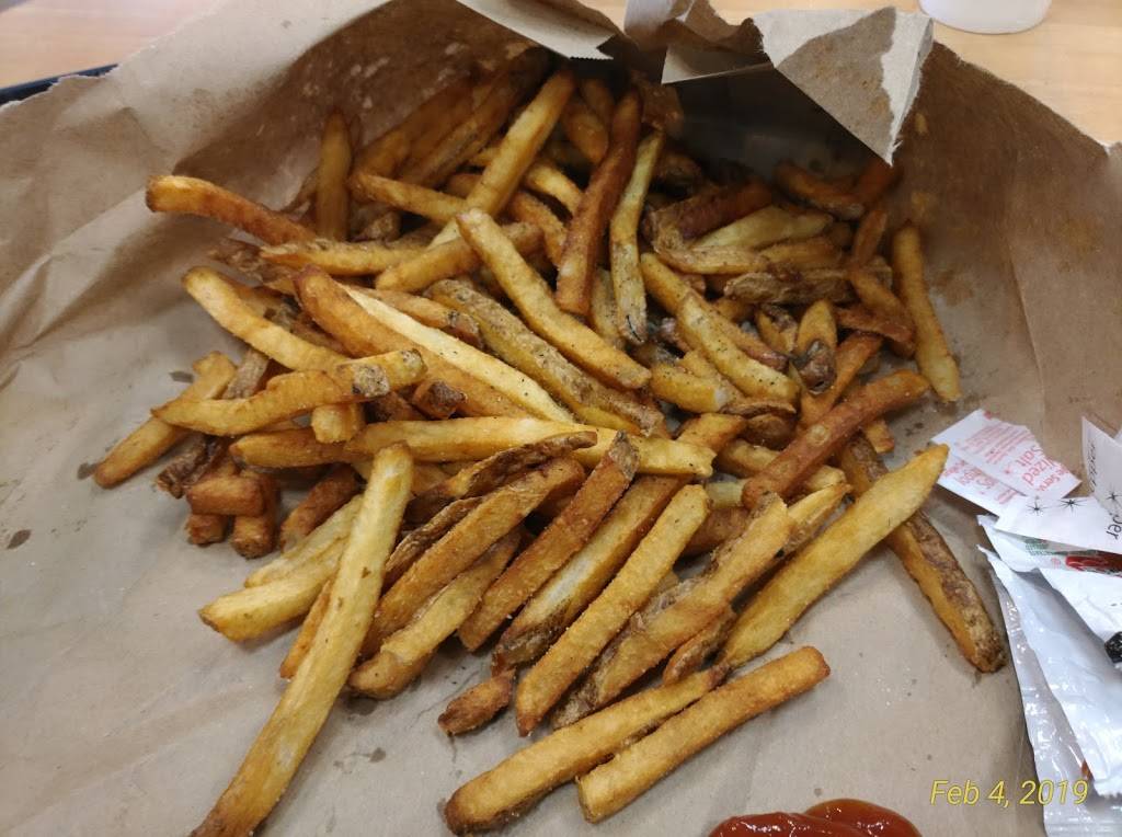 Five Guys | meal takeaway | 15840 S Harlem Ave, Orland Park, IL 60462, USA | 7084441140 OR +1 708-444-1140