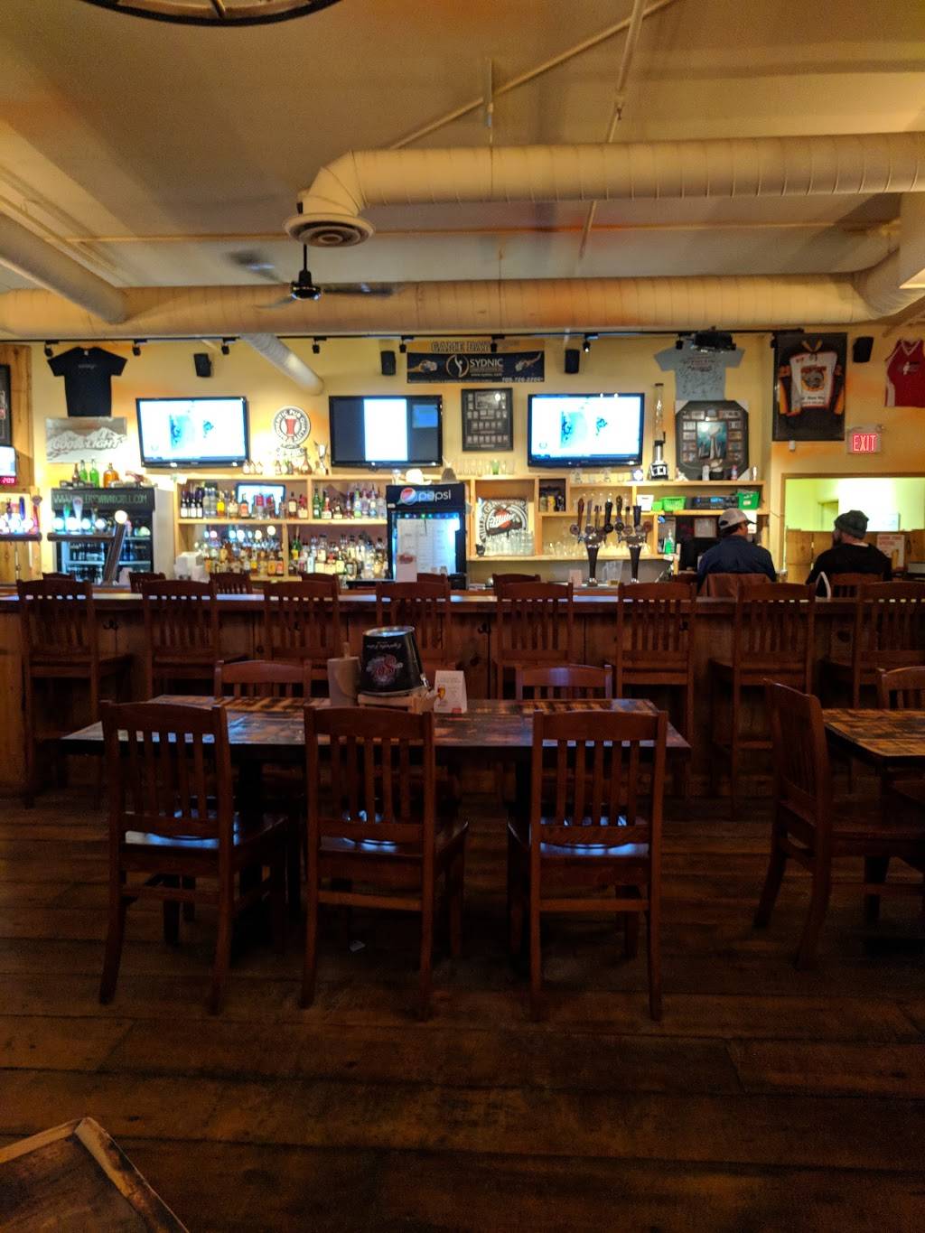 Wranglers Barn and Grill | restaurant | 201 Hurst Dr Unit 8 & 9, Barrie, ON L4N 8K8, Canada | 7057971000 OR +1 705-797-1000