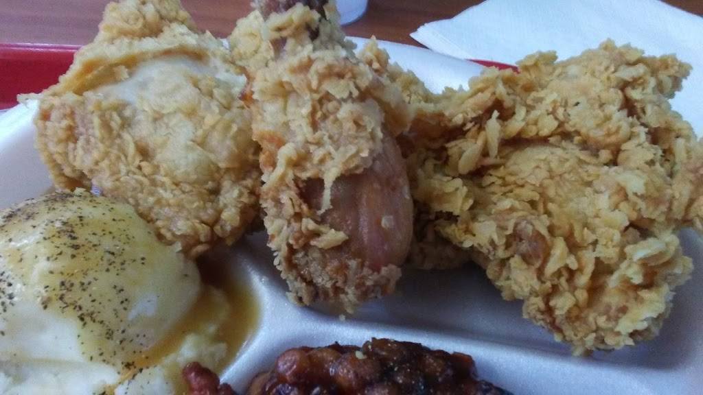 Lees Famous Recipe Chicken | restaurant | 1905 S French Ave, Sanford, FL 32771, USA | 4073233650 OR +1 407-323-3650