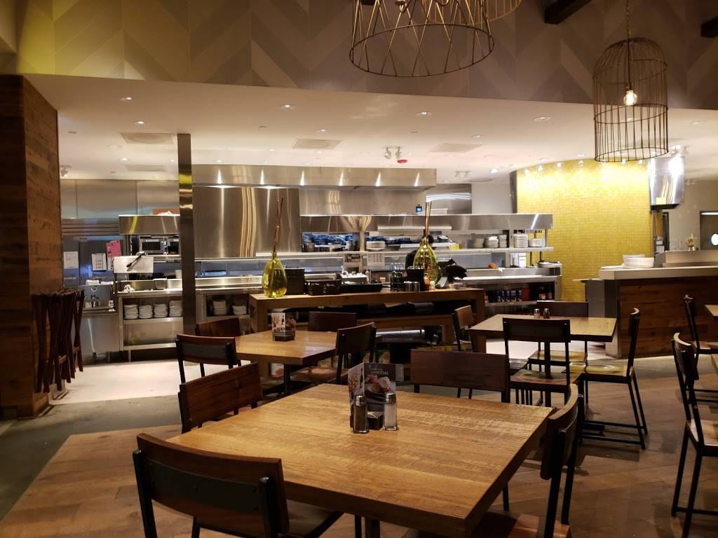 California Pizza Kitchen at MarketStreet Lynnfield | restaurant | 1150 Market St, Lynnfield, MA 01940, USA | 7814064015 OR +1 781-406-4015