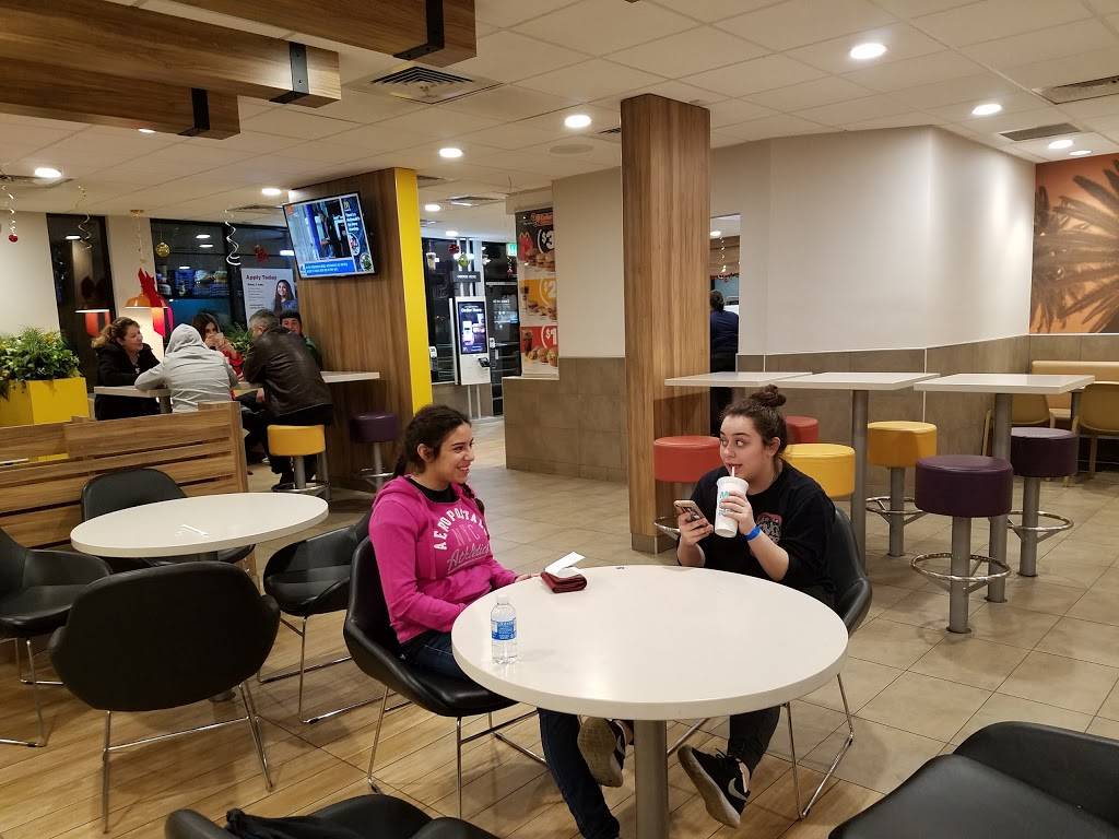 McDonalds | cafe | 6650 Irwindale Ave, Irwindale, CA 91702, USA | 6268158979 OR +1 626-815-8979