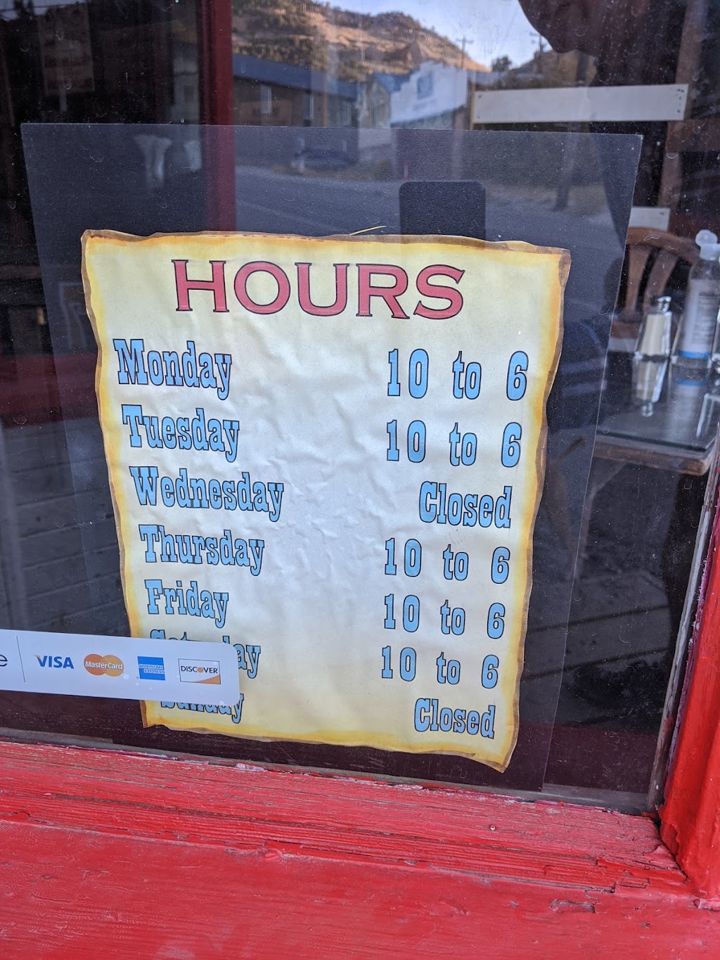 Gunslinger’s | restaurant | 597 Main St, Pioche, NV 89043, USA | 7759625020 OR +1 775-962-5020