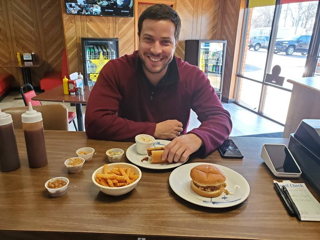 Hot Diggity Dogs BBQ | restaurant | Newtown Rd, Virginia Beach, VA 23462, USA | 7572306297 OR +1 757-230-6297