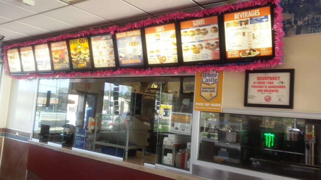 White Castle | restaurant | 9450 S Jeffery Ave, Chicago, IL 60617, USA | 7737688328 OR +1 773-768-8328