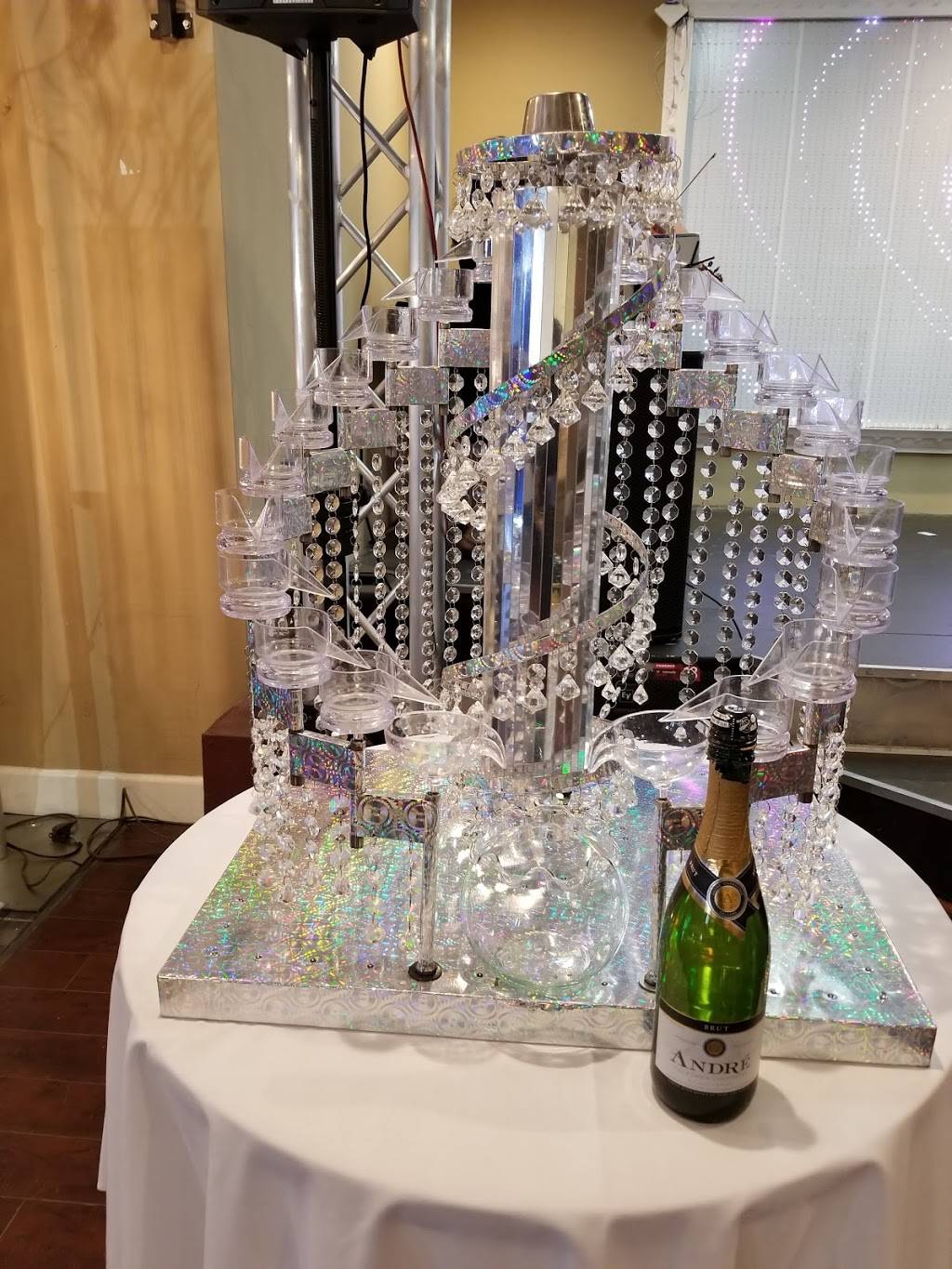 Majesty Restaurant | restaurant | 5015 W Edinger Ave, Santa Ana, CA 92704, USA | 7147755161 OR +1 714-775-5161