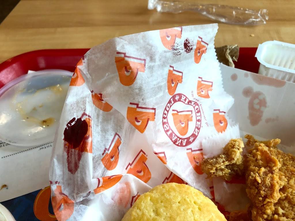 Popeyes Louisiana Kitchen | restaurant | 15201 Union Ave SW, Lakewood, WA 98498, USA | 2539838000 OR +1 253-983-8000