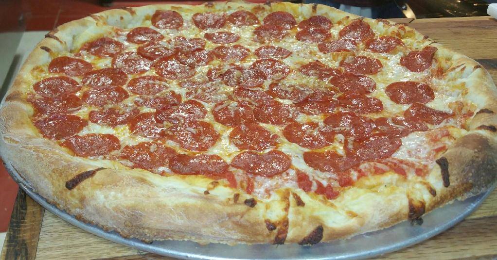 Brunos Pizza & Wings | restaurant | 133 Cook Ave, Raton, NM 87740, USA | 5754459512 OR +1 575-445-9512
