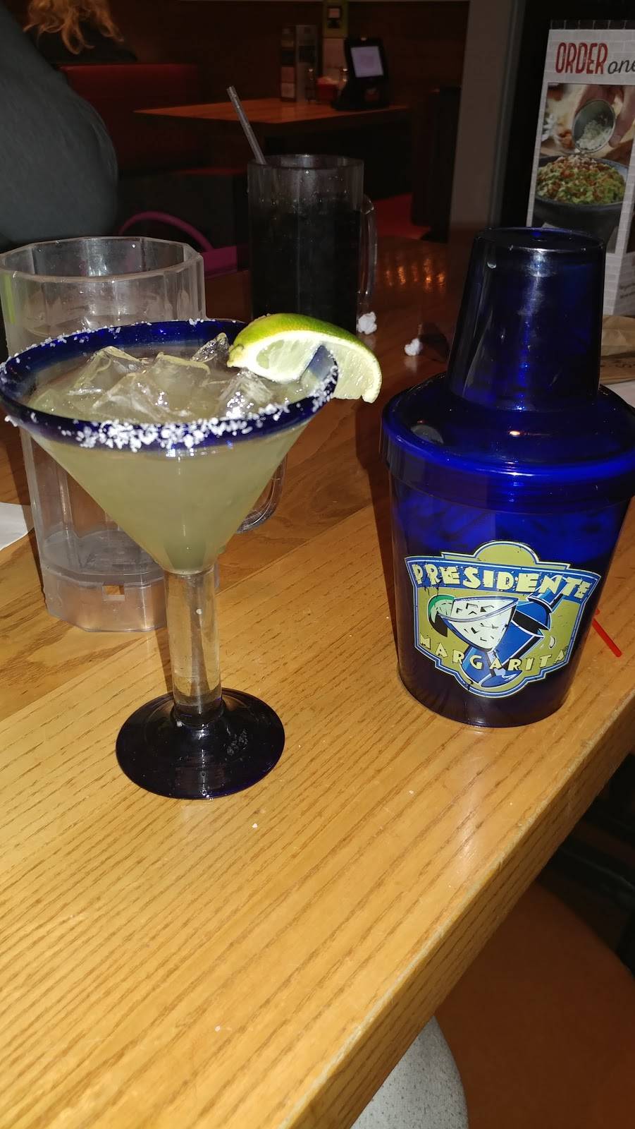 Chilis Grill & Bar | restaurant | 1640 W Valencia Rd, Tucson, AZ 85746, USA | 5205731809 OR +1 520-573-1809