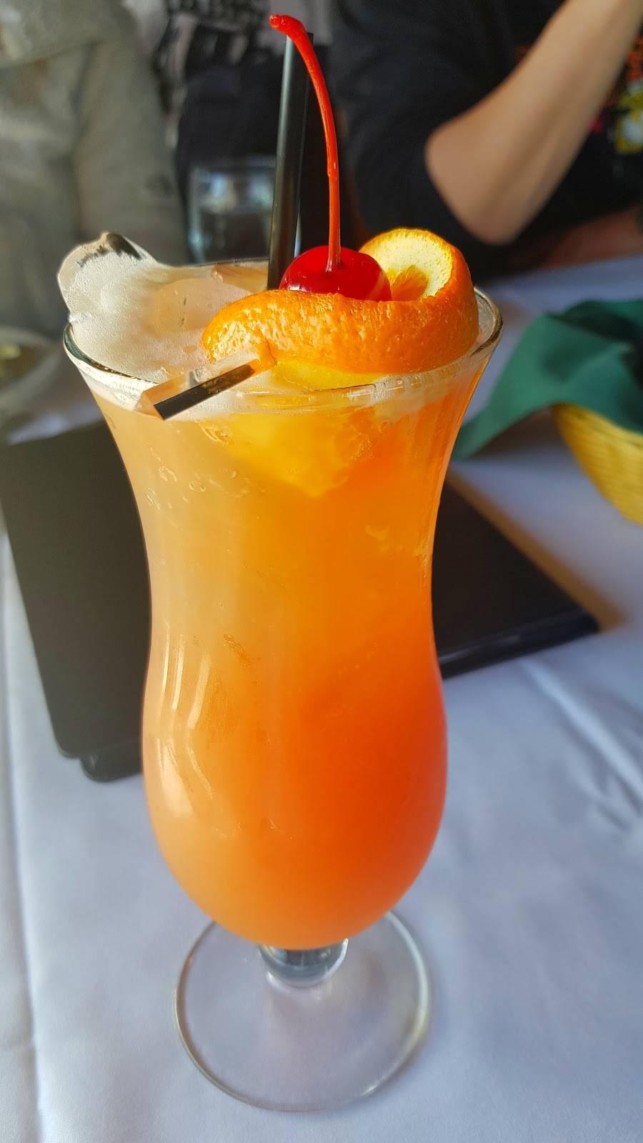 Kis Steak & Seafood Restaurant | restaurant | 705 North Ave, Glendale Heights, IL 60139, USA | 6304694757 OR +1 630-469-4757