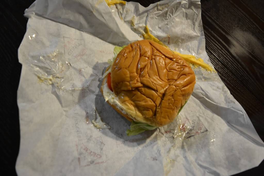 Nations Giant Burgers | restaurant | 2525-2599, CA-29, Vallejo, CA 94590, USA | 7075548888 OR +1 707-554-8888