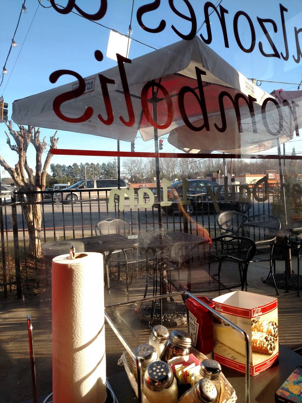 Johnnys New York Style Pizza | meal delivery | 1040 Gaines School Rd, Athens, GA 30605, USA | 7063541515 OR +1 706-354-1515