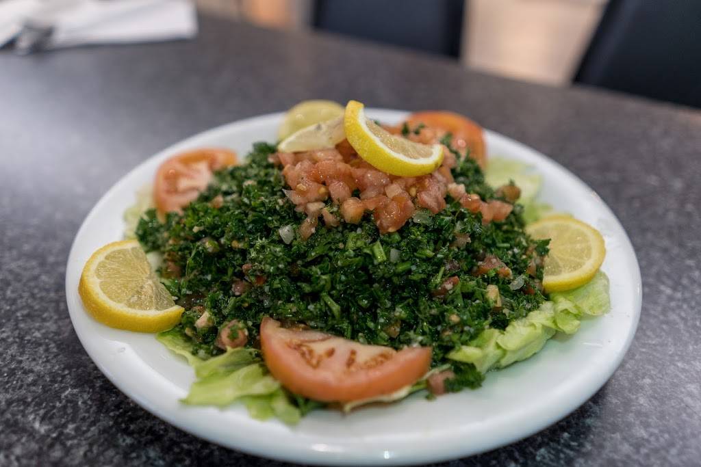 Small World Kitchen | cafe | 111 E Kirby St, Detroit, MI 48202, USA | 3137447280 OR +1 313-744-7280