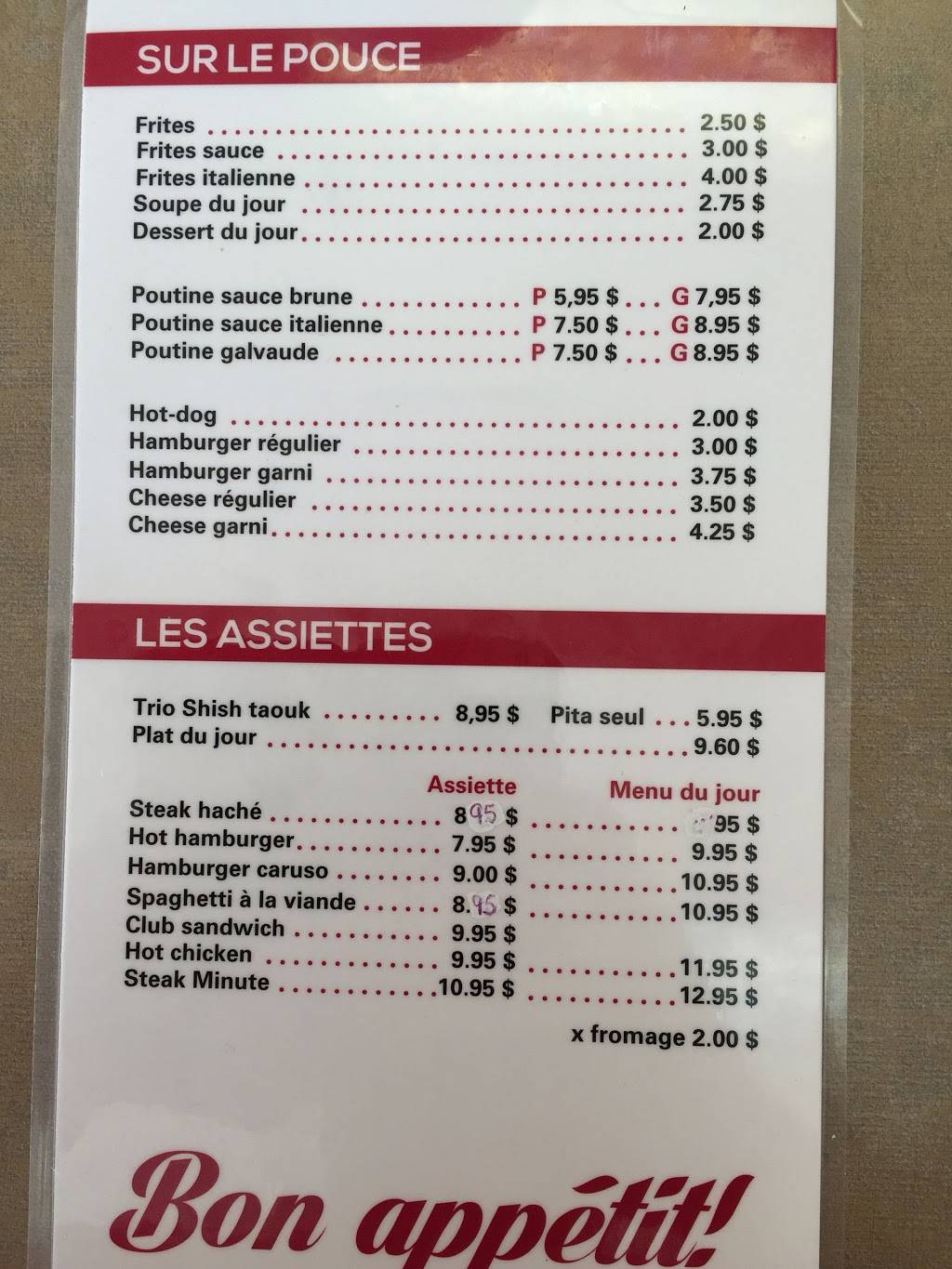 Casse-croûte Chez Diane | meal takeaway | 695 Avenue Godin, Québec, QC G1M 3E6, Canada | 4186811645 OR +1 418-681-1645