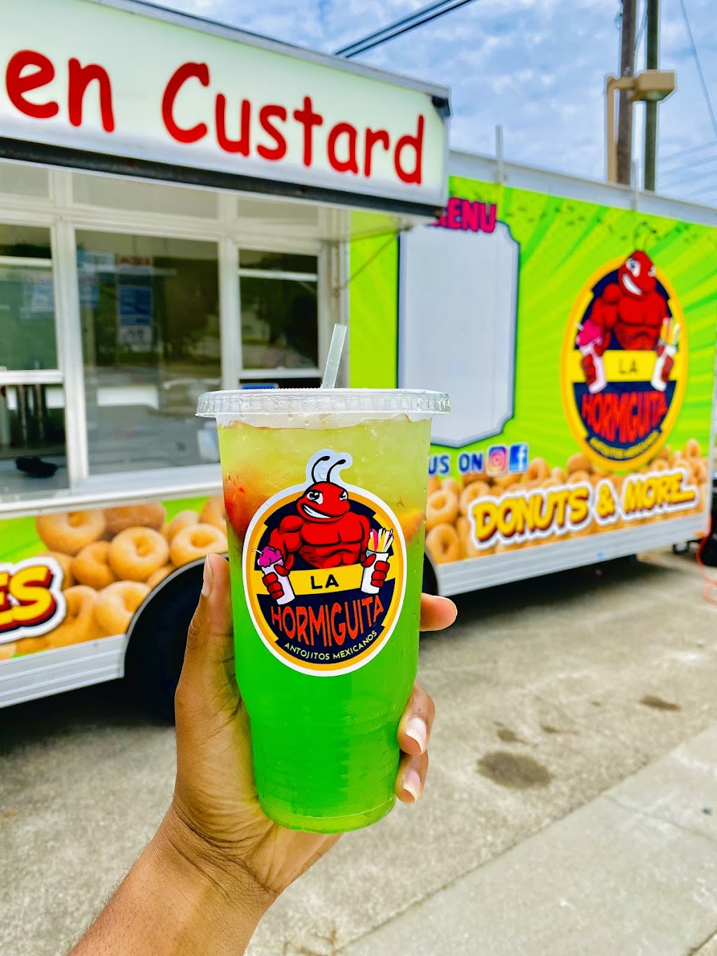 Frutas La Hormiguita | restaurant | 4975 Reynolda Rd, Winston-Salem, NC 27106, USA | 3369882510 OR +1 336-988-2510