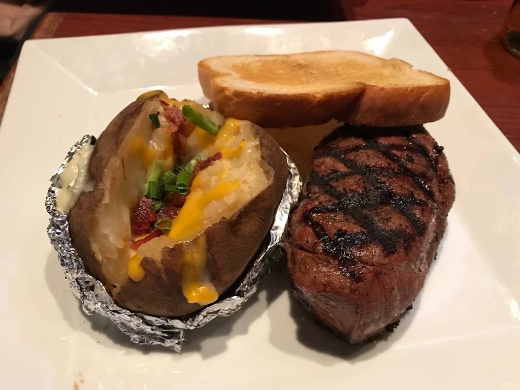 Clancys Pub Pizza & Grill on 168th | restaurant | 2905 S 168th St, Omaha, NE 68130, USA | 4025054400 OR +1 402-505-4400