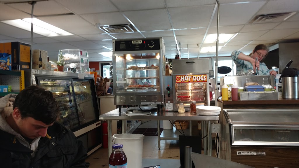 Lakeshore Convenience | meal takeaway | 155 Blue Star Hwy, Douglas, MI 49406, USA | 2698571235 OR +1 269-857-1235