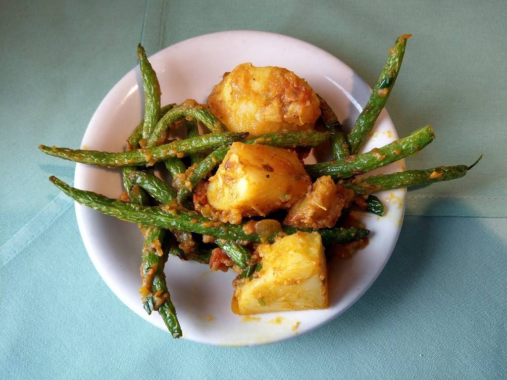 Coriander Bistro | restaurant | 5 Post Office Square, Sharon, MA 02067, USA | 7817842300 OR +1 781-784-2300