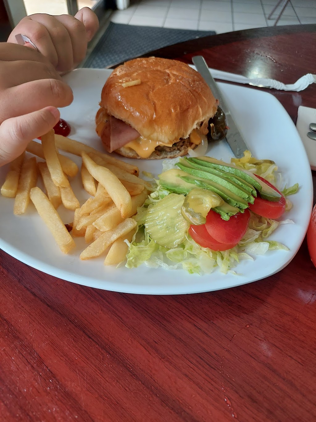 “La Mies” Restaurante | restaurant | 2803 Zacatecas St, Laredo, TX 78046, USA | 9565680287 OR +1 956-568-0287